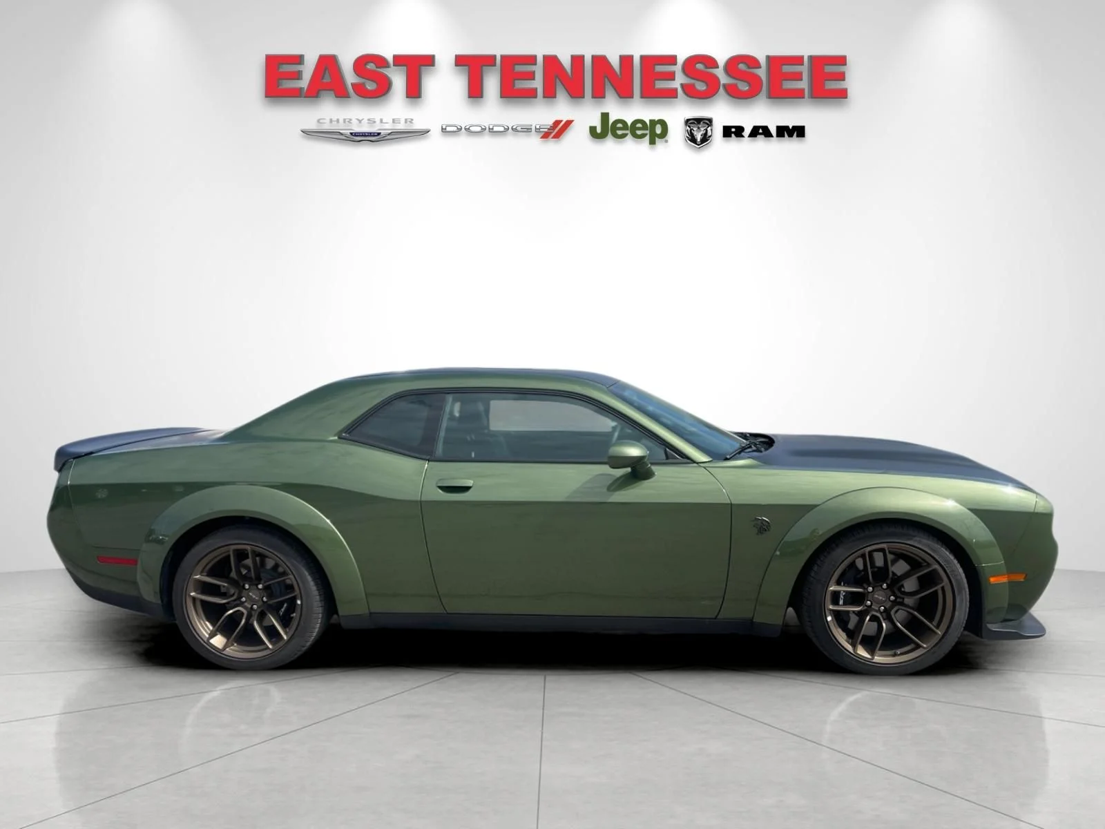 Used 2023 Green Dodge SRT Hellcat Redeye Widebody Jailbreak image 2