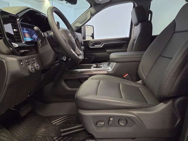 2026 Chevrolet Silverado 2500 HD LTZ - Photo 11