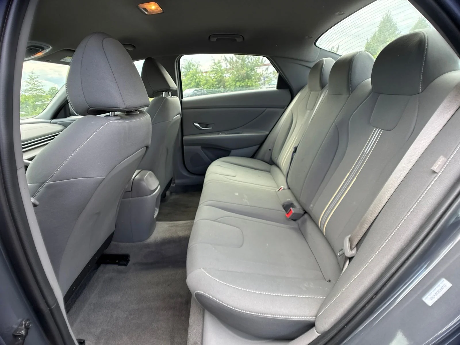 Used 2025 Gray Hyundai SEL Sport image 7