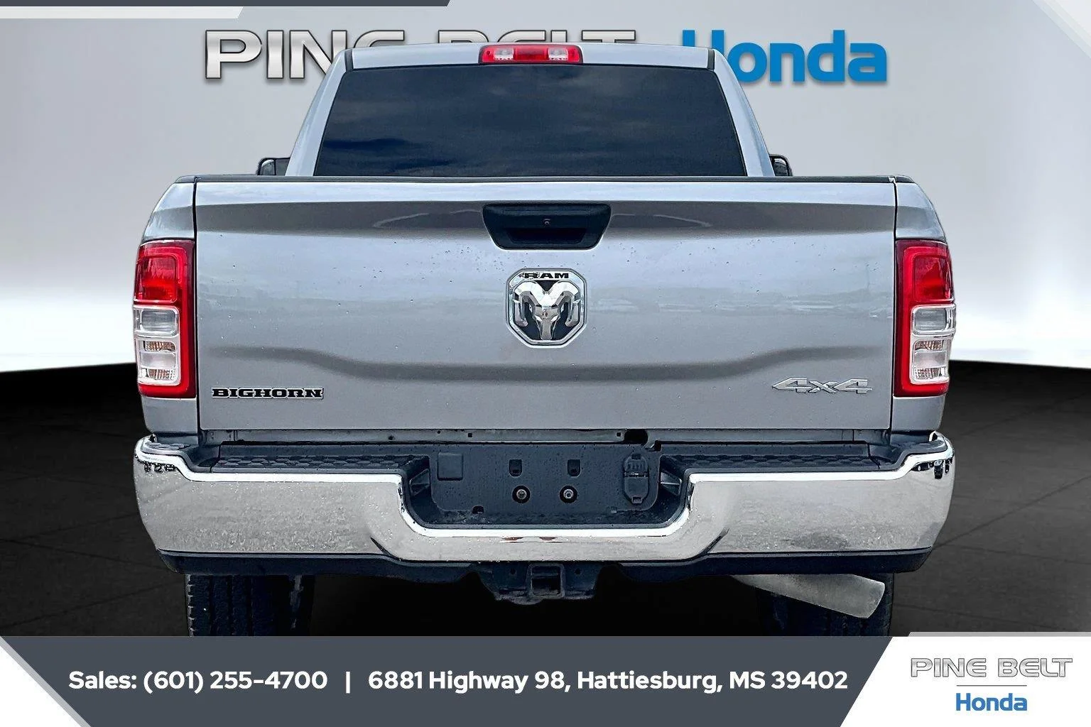 Used 2022 Billet Silver Metallic Clearcoat Ram Big Horn image 4
