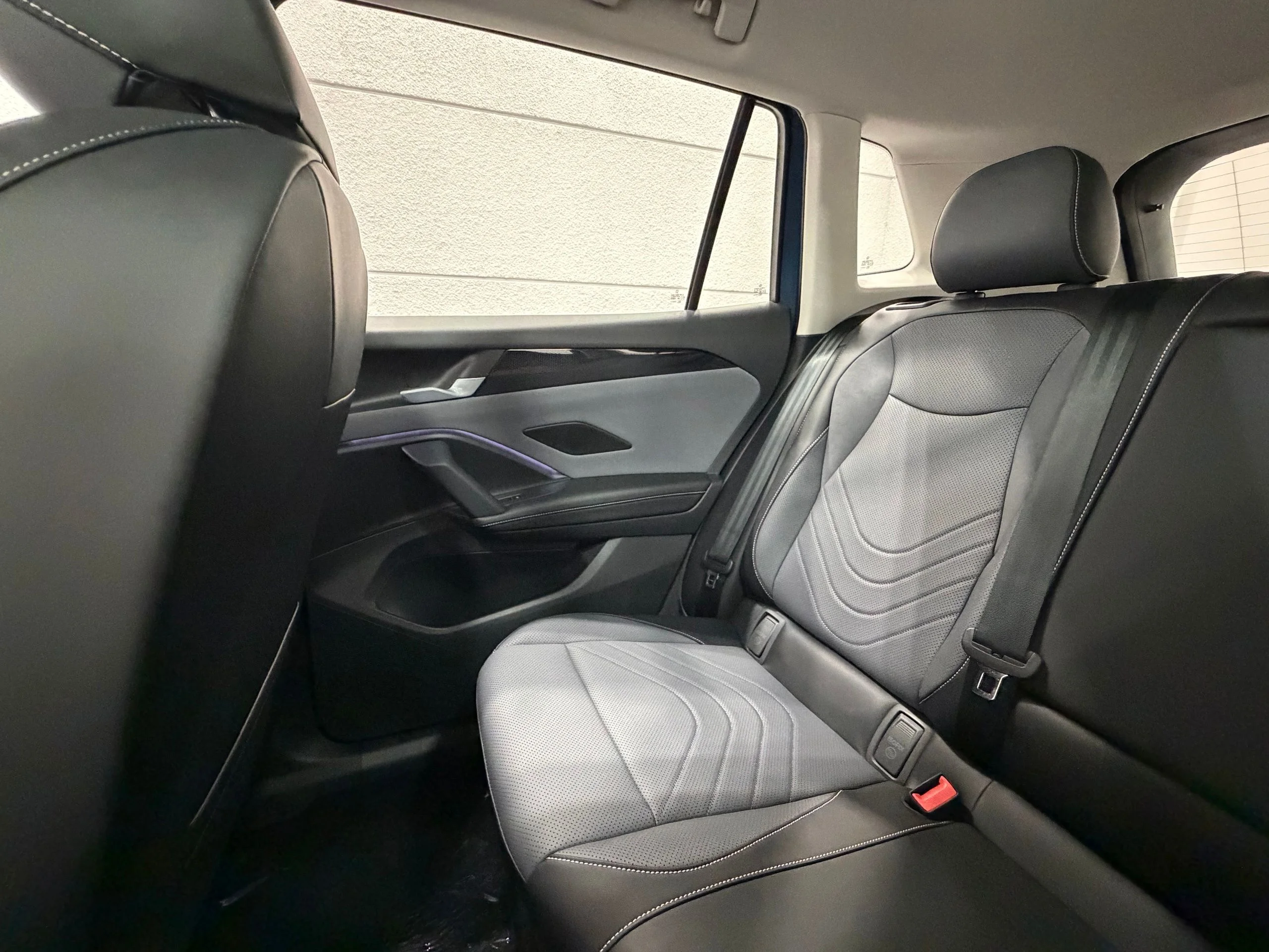 New 2026 Blue Volkswagen SE image 33