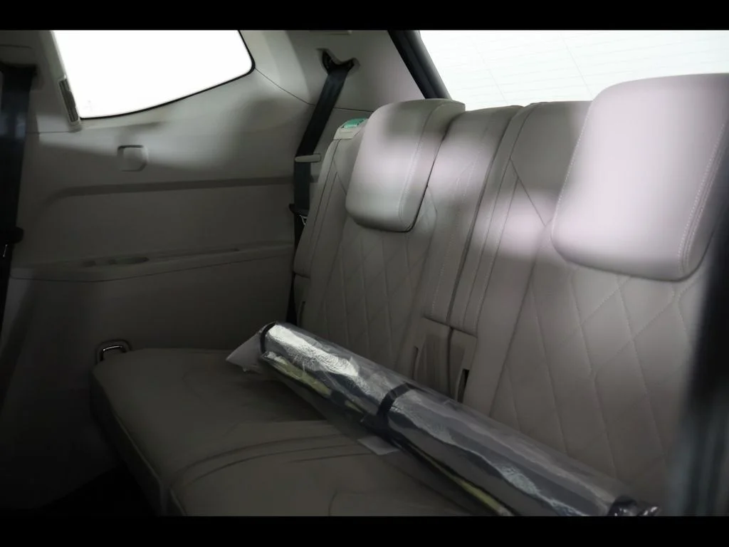 New 2026 White/off-white Volkswagen 2.0T SEL Premium R-Line image 11