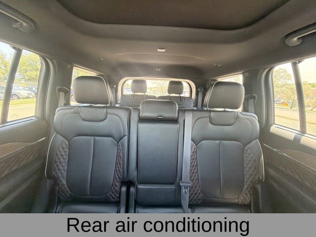 Used 2021 Silver Jeep Summit image 15