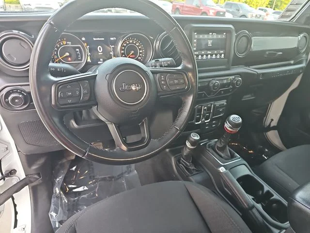 Used 2021 White Jeep Unlimited Sport Altitude image 15