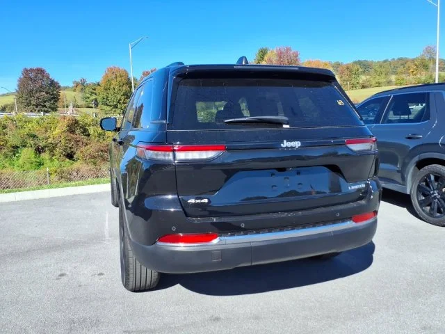 Used 2025 Black Jeep Limited image 17