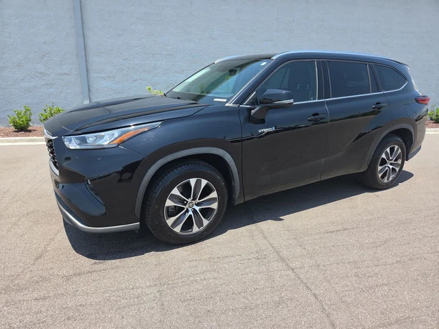 2020 Toyota Highlander Hybrid XLE