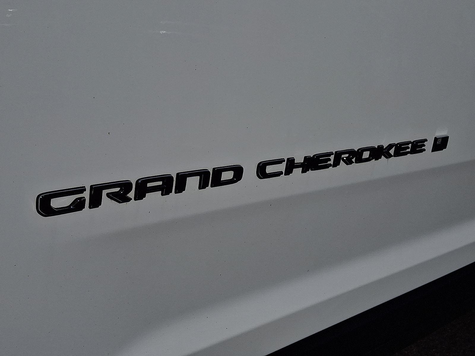 Certified Used 2023 Bright White Clearcoat Jeep Limited image 31