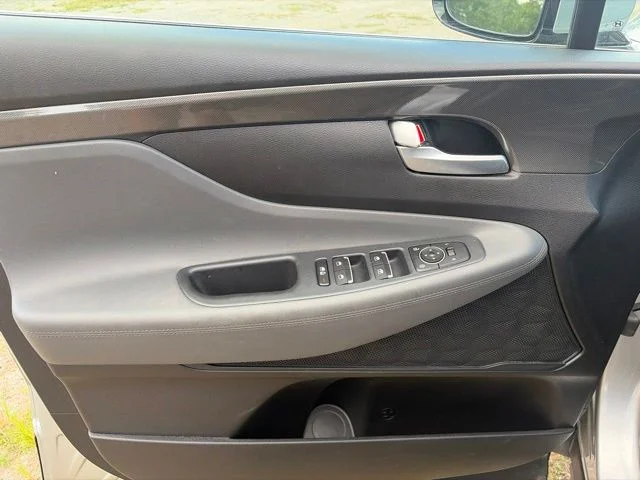 Used 2023 Silver Hyundai SEL image 29