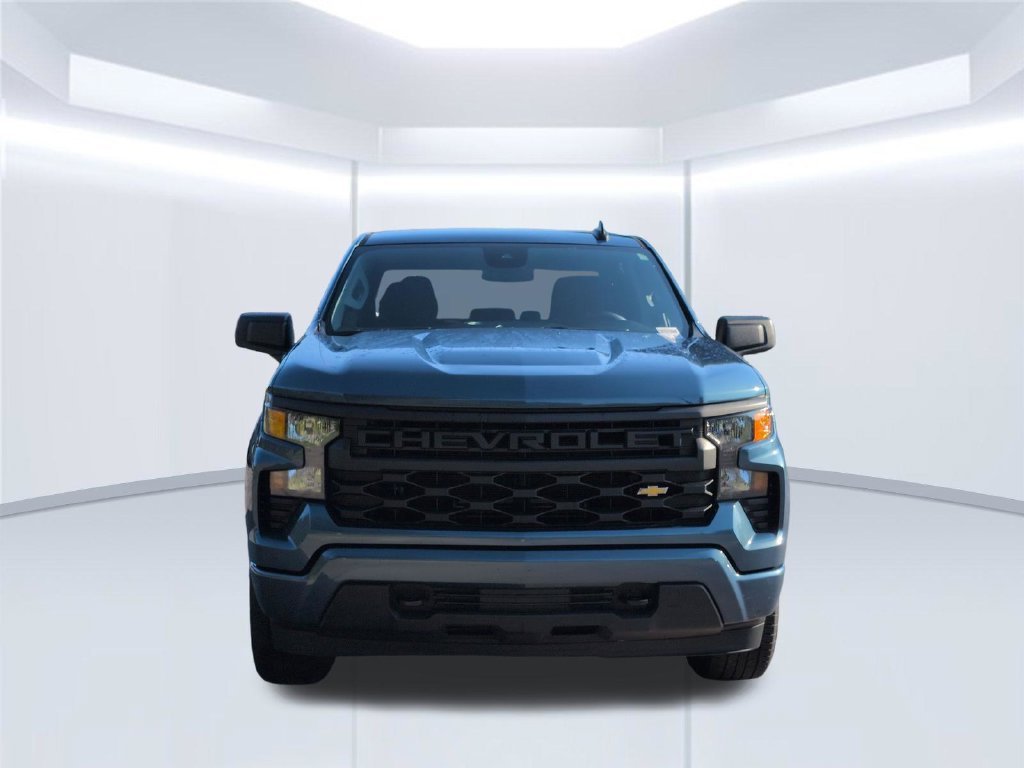 Used 2024 Blue Chevrolet Custom image 10