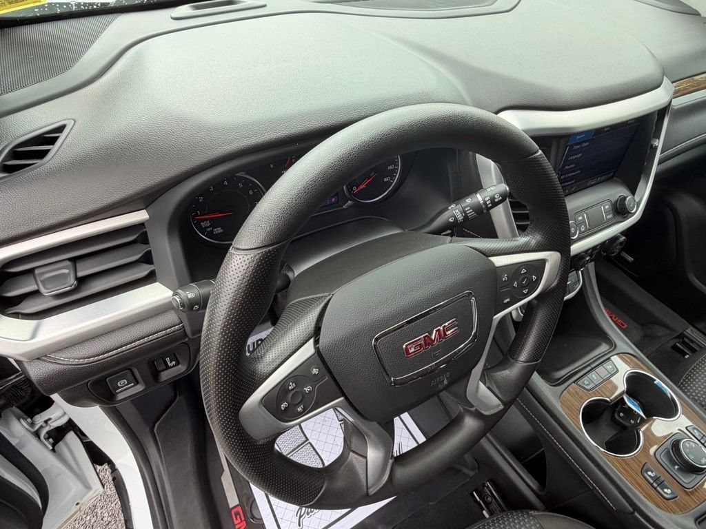 Used 2022 Summit White GMC SLE image 12