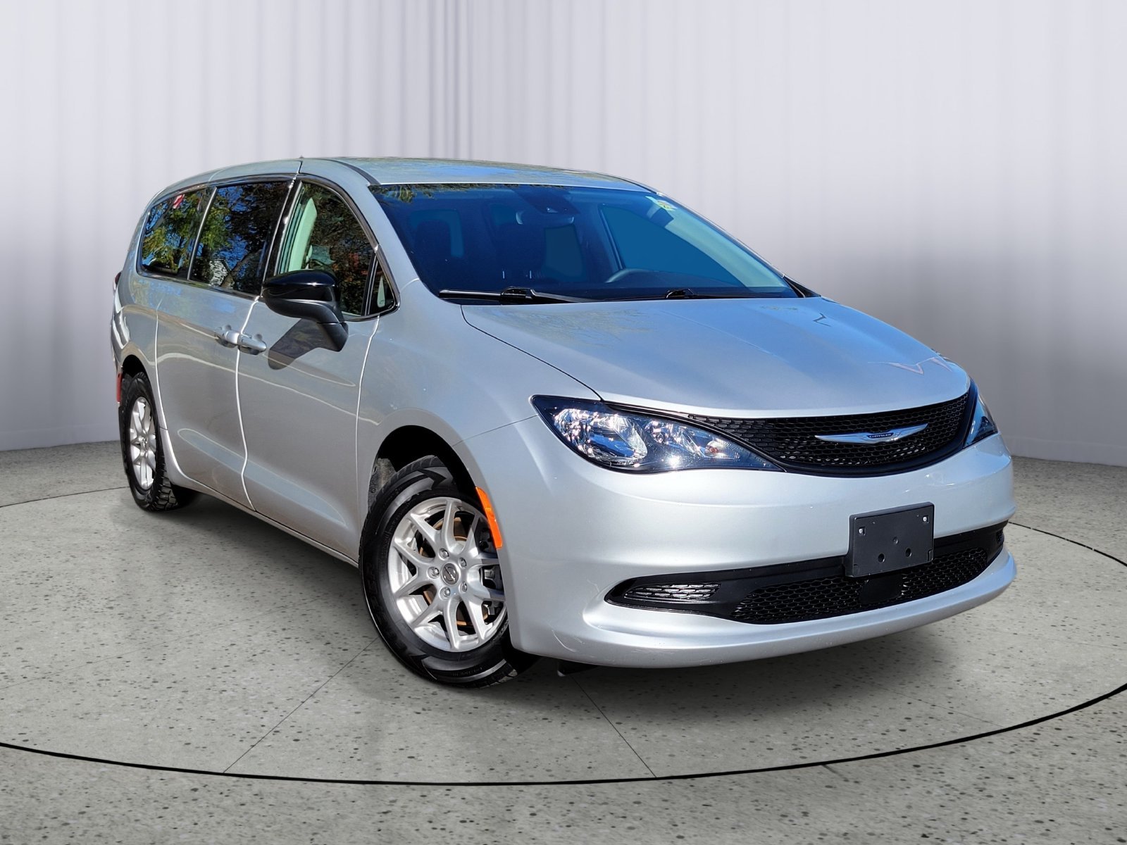 2024 Chrysler Voyager