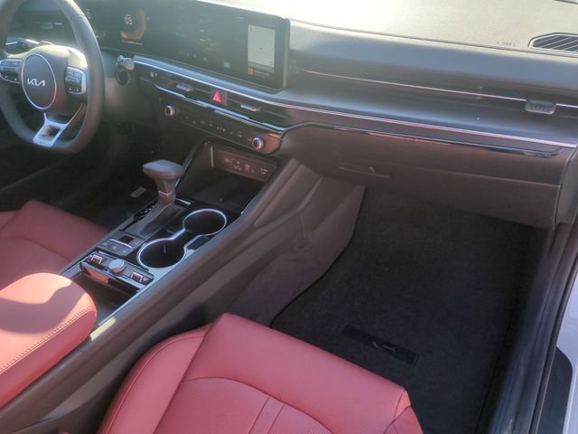 New 2026 Wolf Gray Kia GT-Line FWD image 31