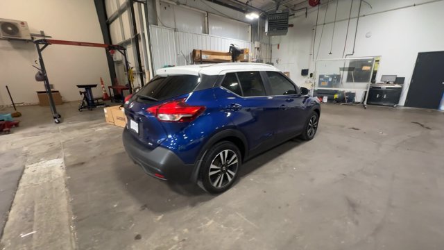 Used 2019 Blue Nissan SV image 11