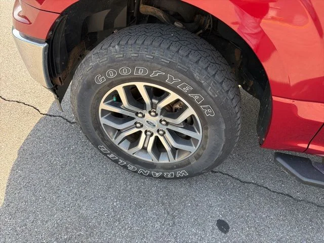 Used 2018 Red Ford XLT image 6