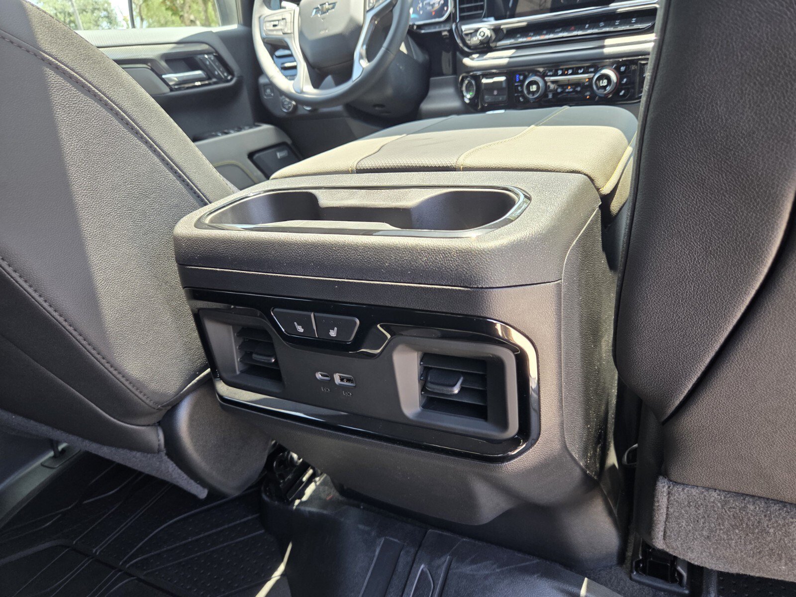 2026 Chevrolet Silverado 1500 ZR2 - Photo 18