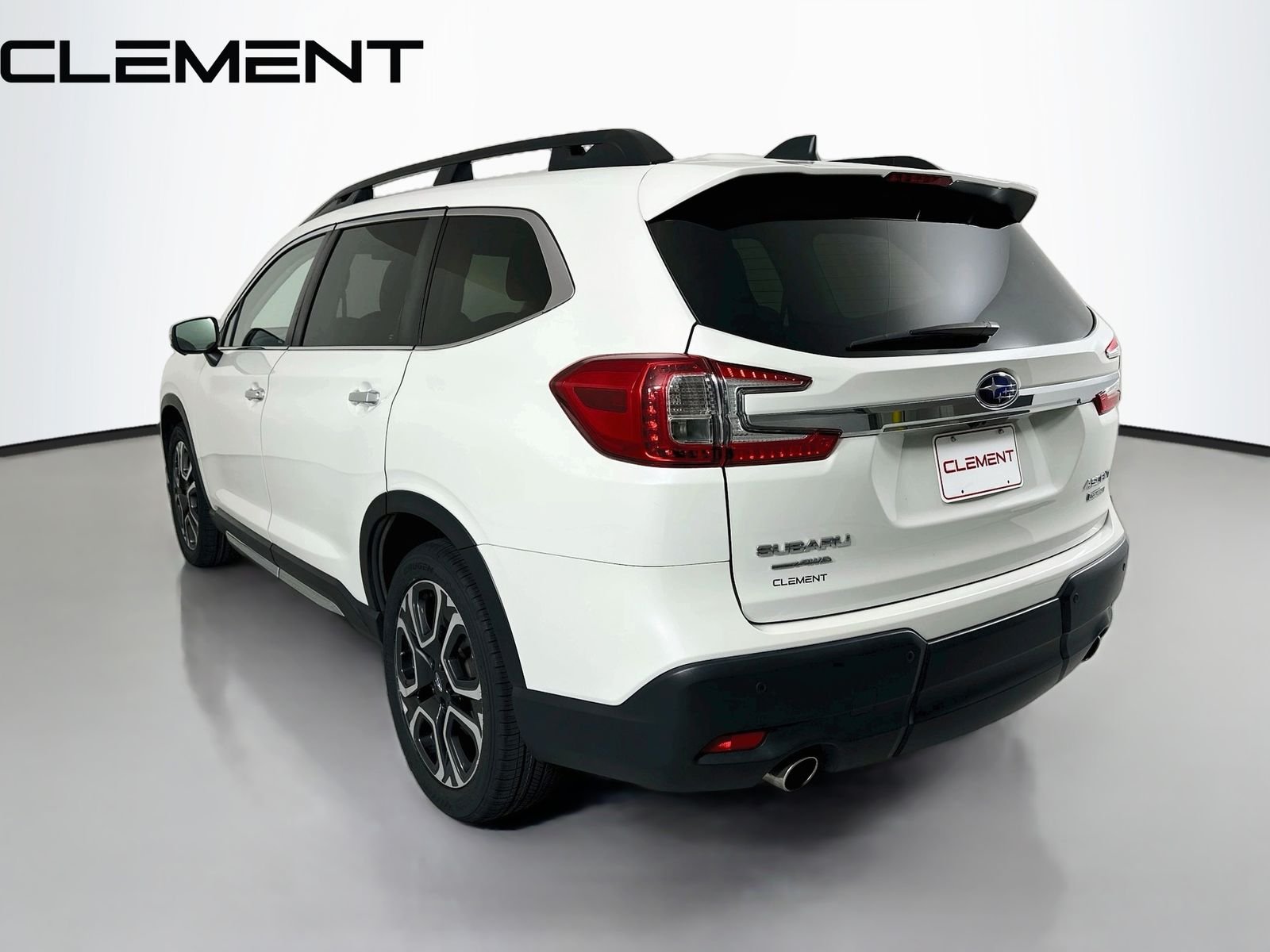 2023 Subaru Ascent Touring - Photo 10