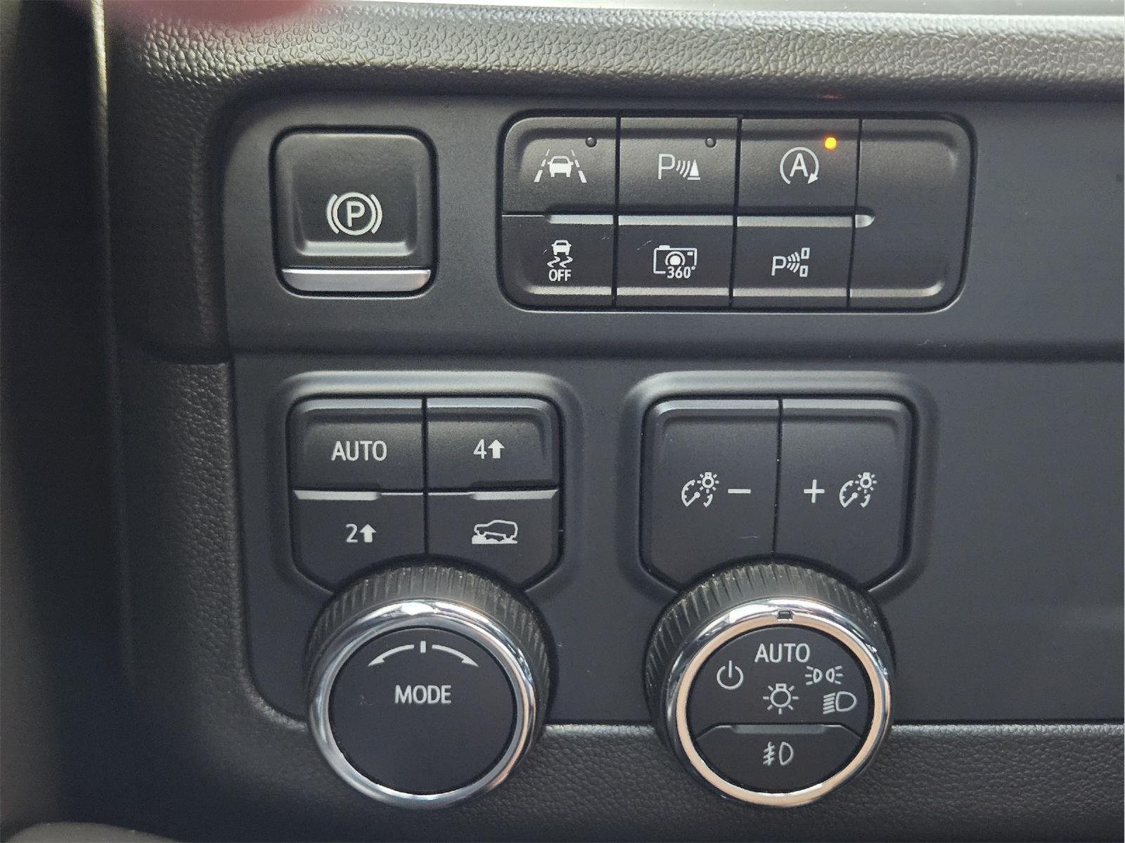 Used 2025 Black Chevrolet RST image 32