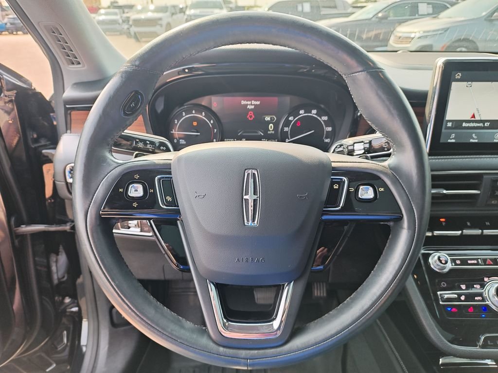 Used 2020 Black Lincoln Reserve image 17