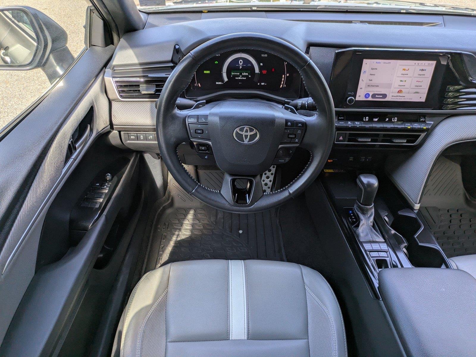 Used 2025  Toyota SE image 15