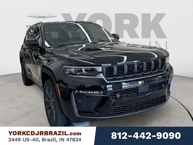 New 2026 Diamond Black Crystal Pearl-Coat Exterior Paint Jeep Limited image 7