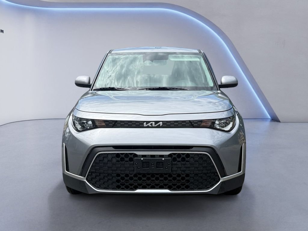Used 2025 Gray Kia LX image 9