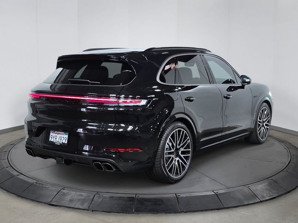 Certified Used 2026  Porsche Turbo image 7