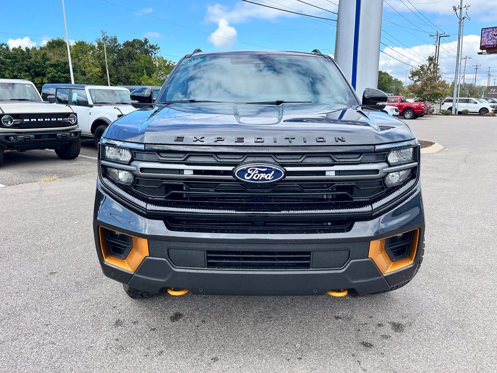 New 2027 Gray Ford Tremor image 2