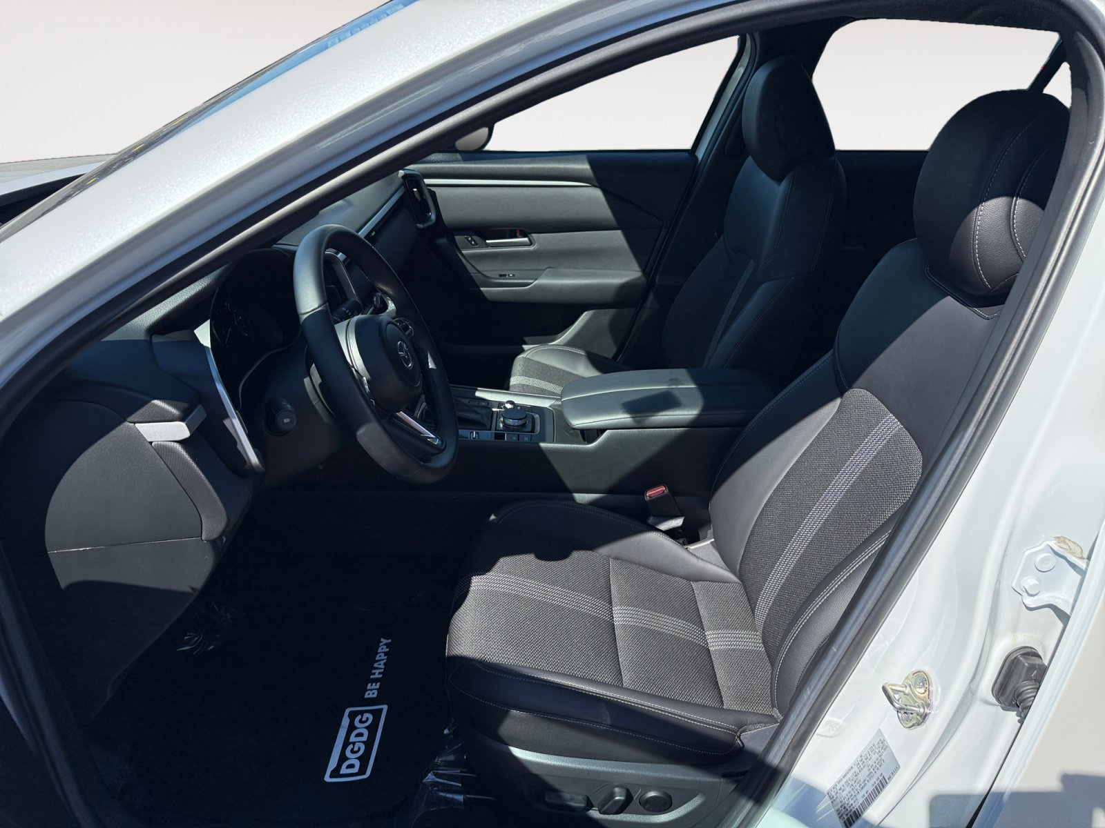 Used 2026 Pearl Mazda Preferred image 10