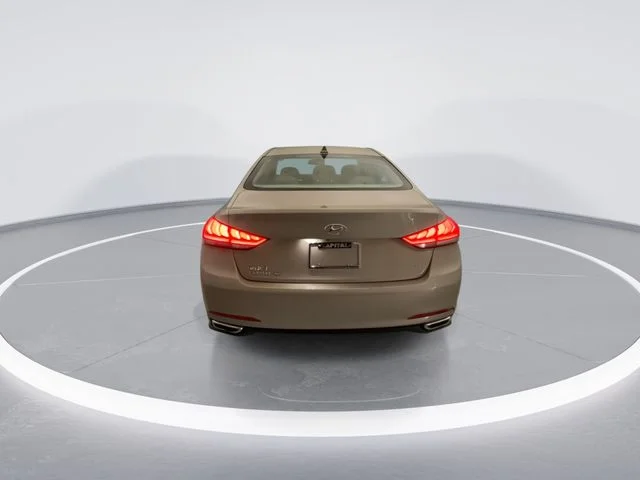 Used 2015 Beige Hyundai 3.8 image 7