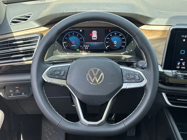 New 2026 Silver Volkswagen 2.0T SE w/Technology image 10