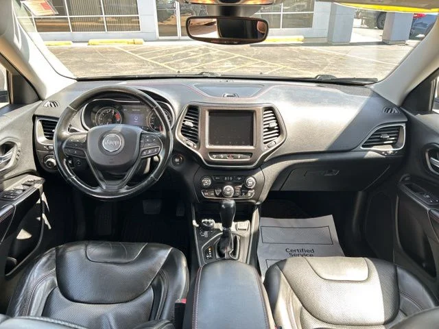 Used 2020 Beige Jeep Trailhawk image 25