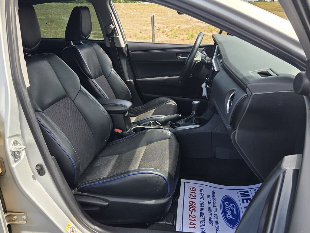 Used 2019 Silver Toyota SE image 14