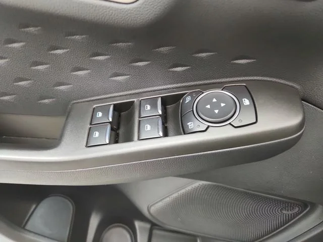 Used 2020 Gray Ford SEL image 32