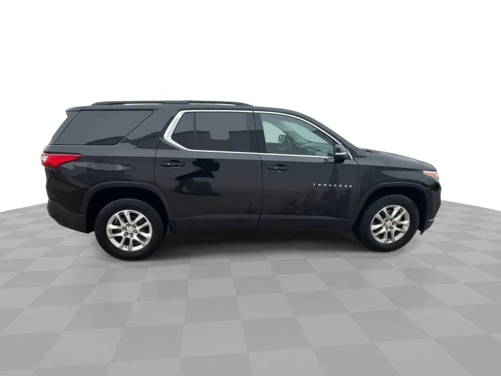 Used 2019 MOSAIC BLACK METALLIC Chevrolet LT Cloth image 9