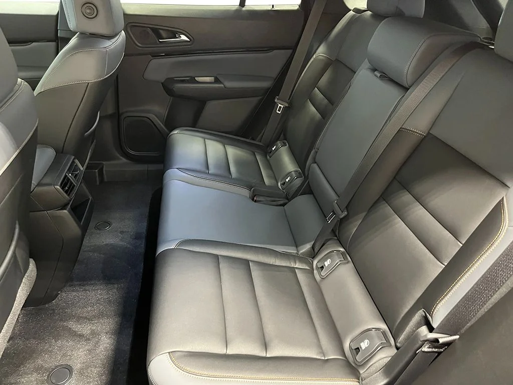 New 2026 Sonic Gray Pearl Honda Touring image 23