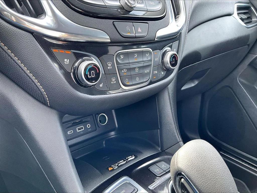 Used 2023 Black Chevrolet Premier image 31
