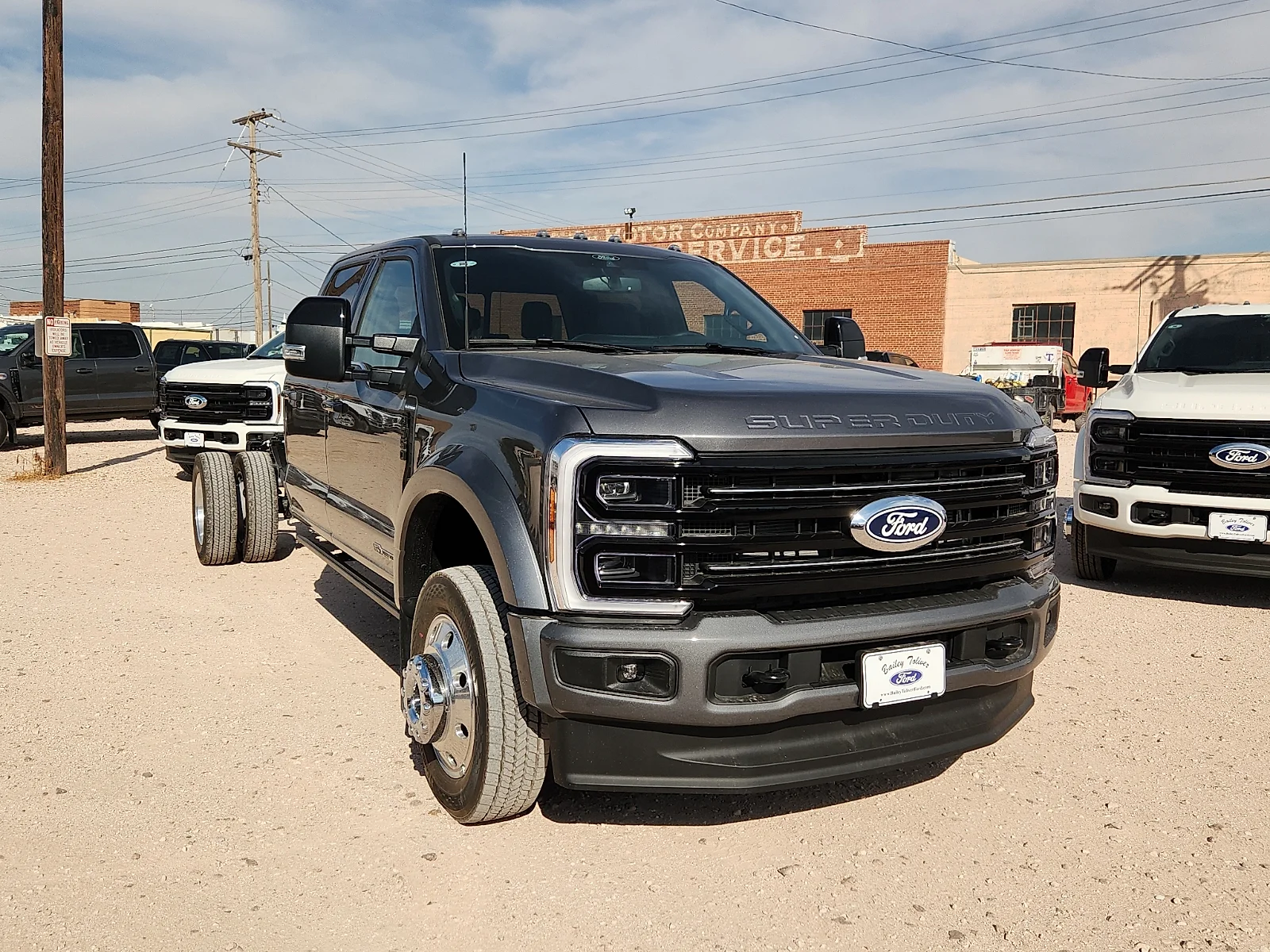 New 2027 Carbonized Gray Metallic Ford Platinum image 1
