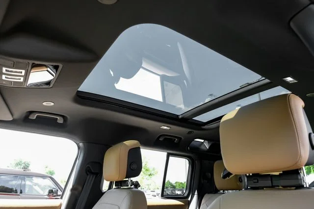 New 2026 White Land Rover S image 4