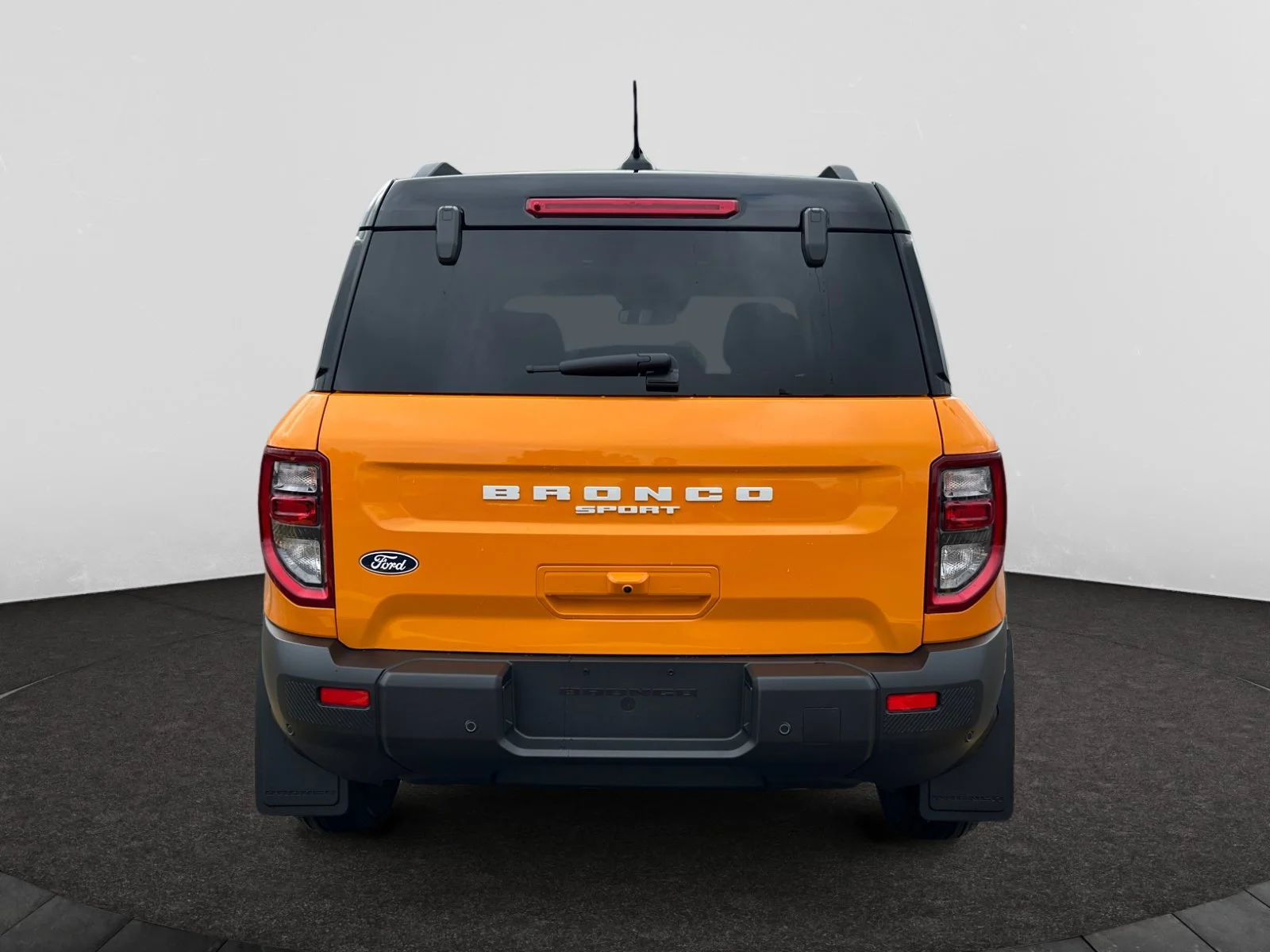 New 2026 Orange Fury Metallic Tri-Coat Ford Outer Banks image 4