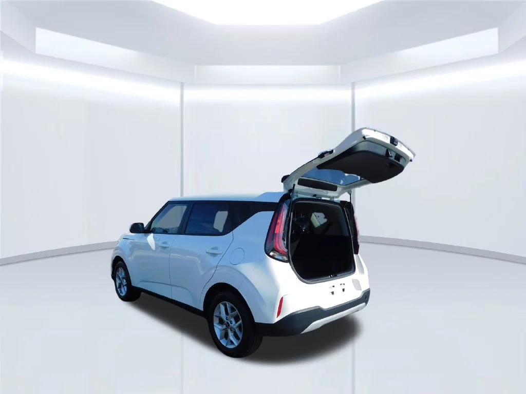 Used 2025 White Kia LX image 20