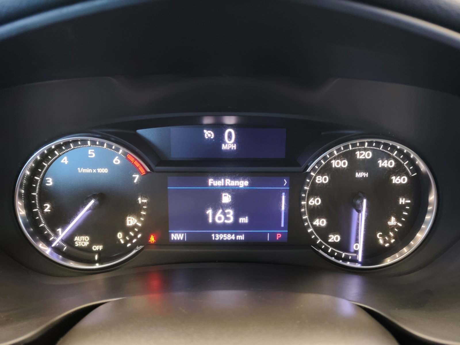 Used 2019 Radiant Silver Metallic Cadillac FWD Premium Luxury image 20