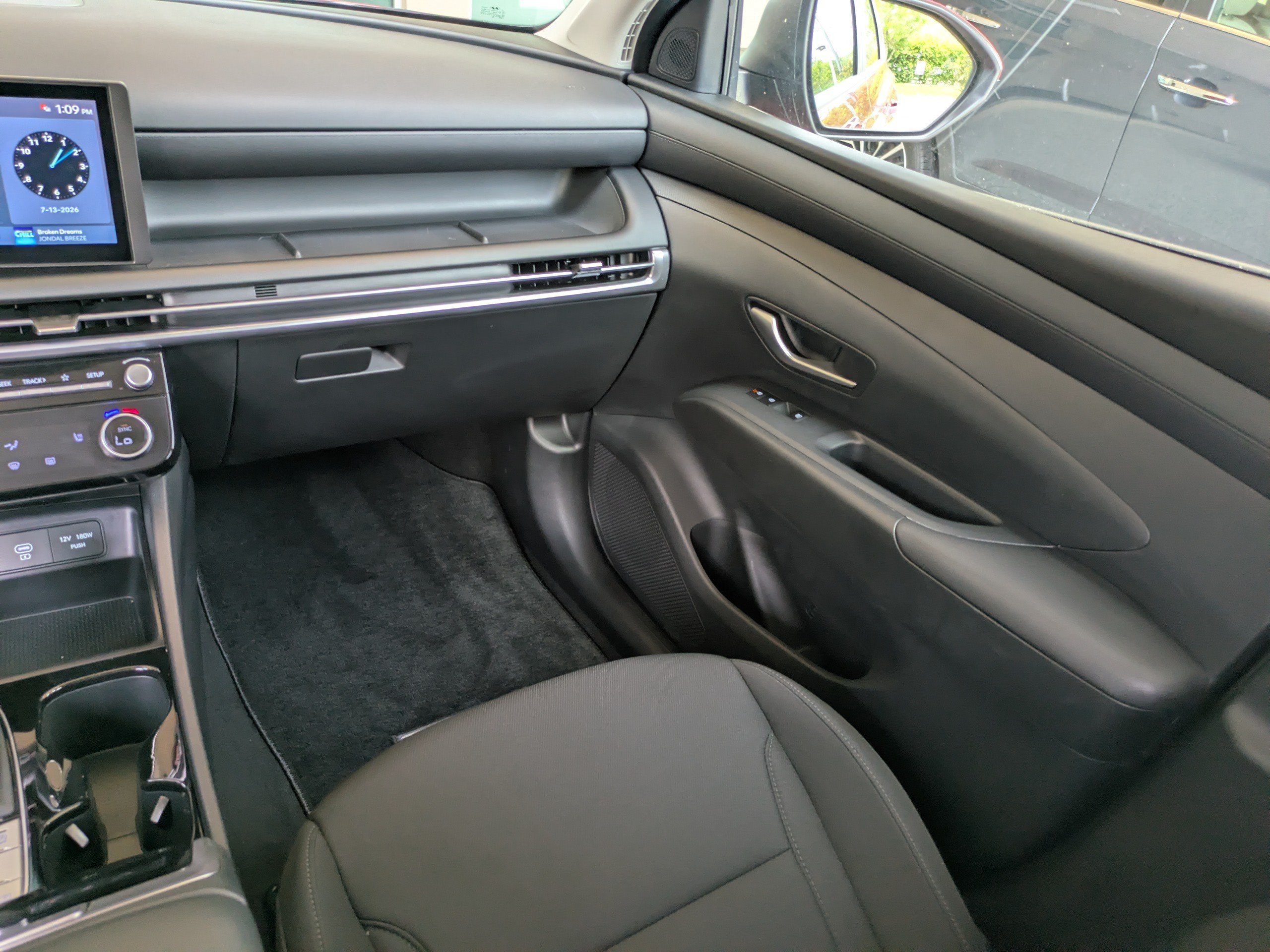 2026 Hyundai Tucson SEL - Photo 16