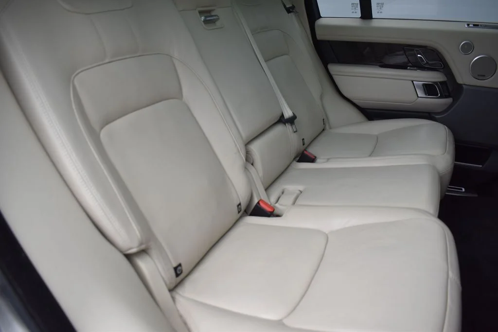 Used 2019 Silver Land Rover 5.0L V8 Supercharged Autobiography image 31