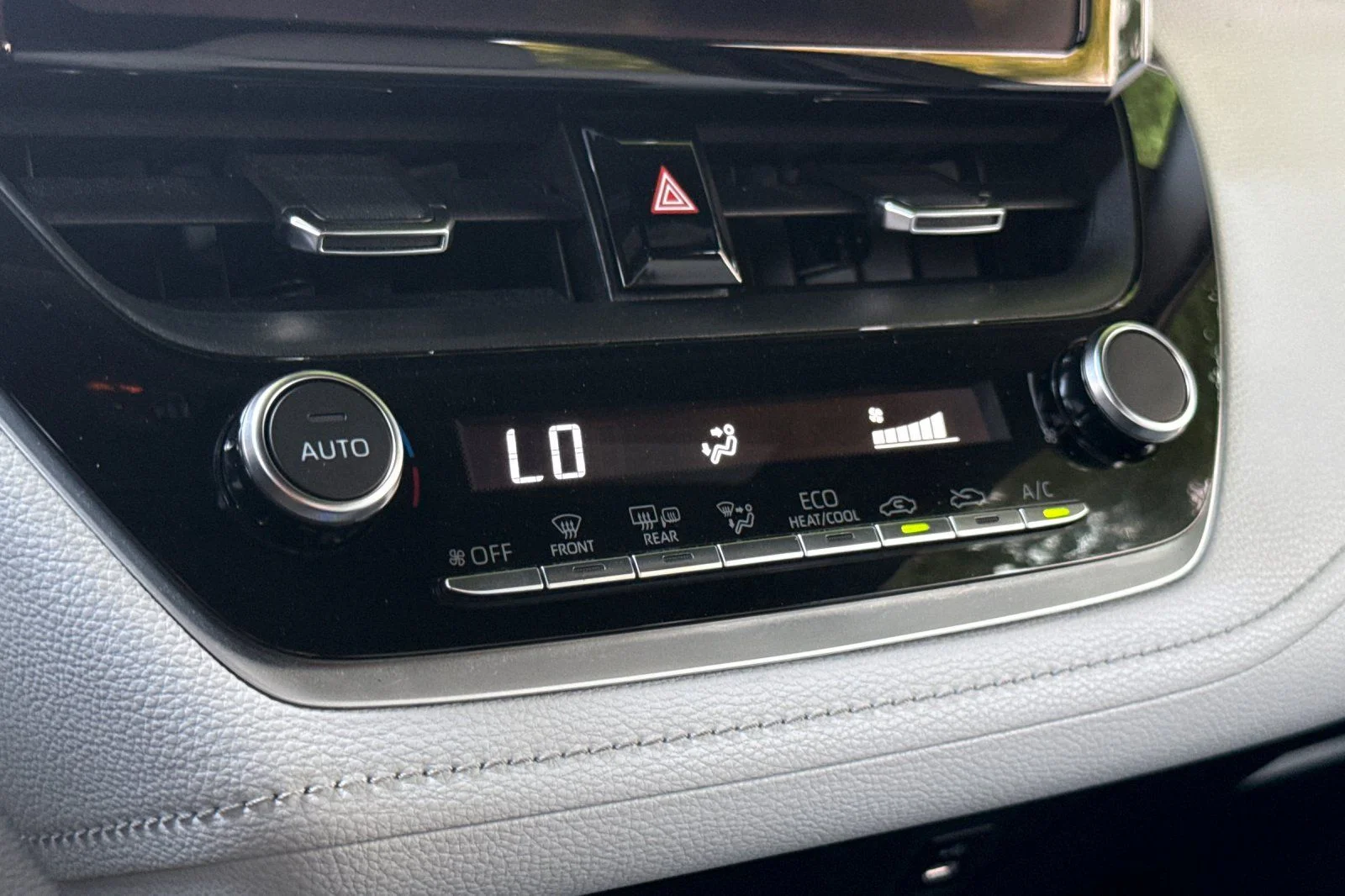 Used 2024 Silver Toyota SE image 19