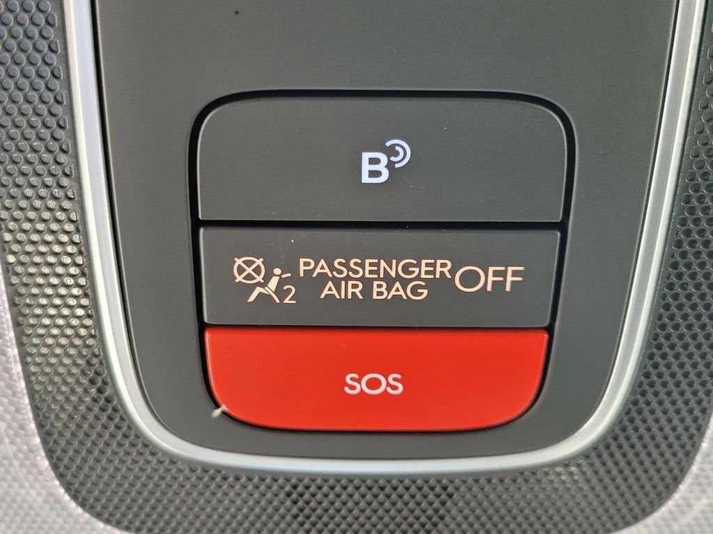Used 2025 Gray Hyundai SE image 16