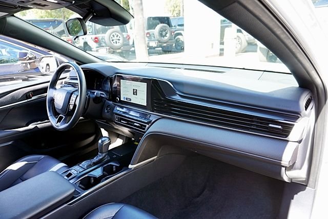 Used 2025 White Toyota SE image 10