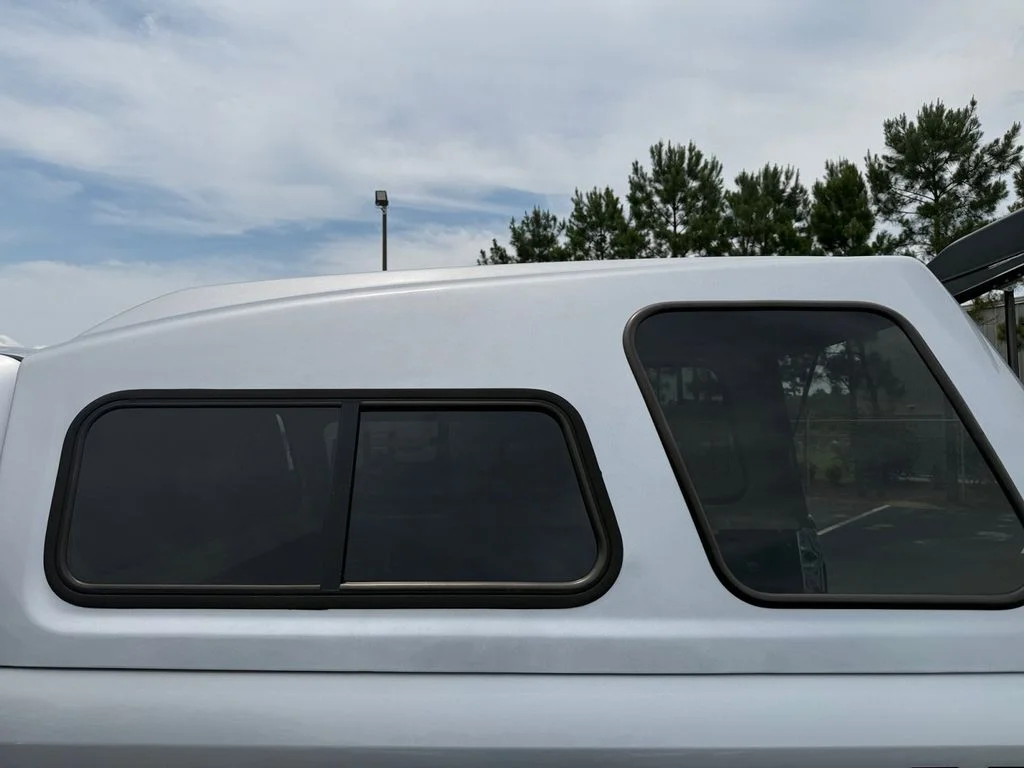Used 2018 Silver Ford XL image 26