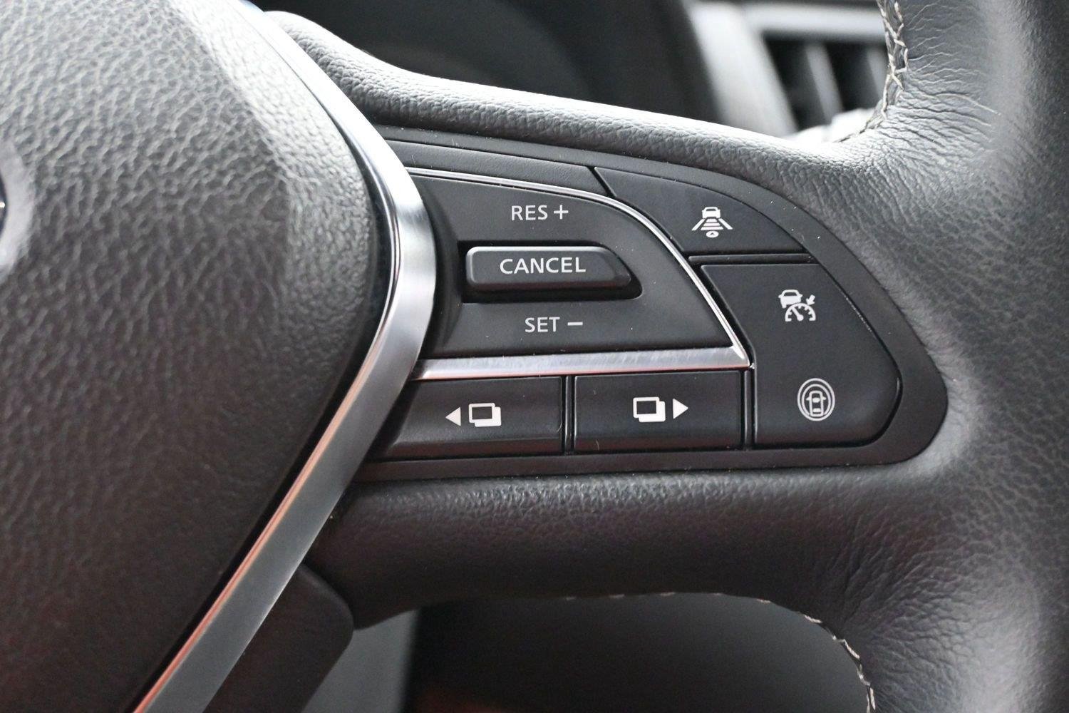 Used 2023 Black Obsidian INFINITI SENSORY image 19