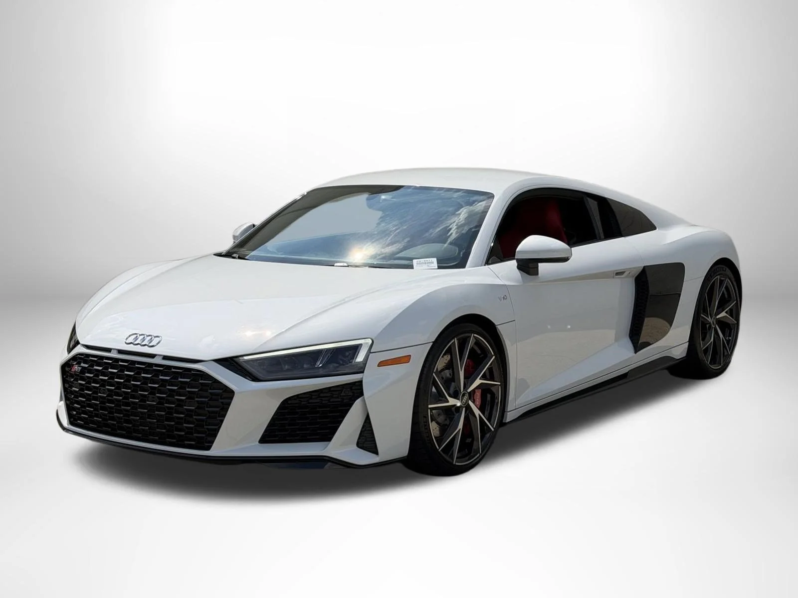 Used 2023 Suzuka Gray Metallic Audi V10 performance image 7