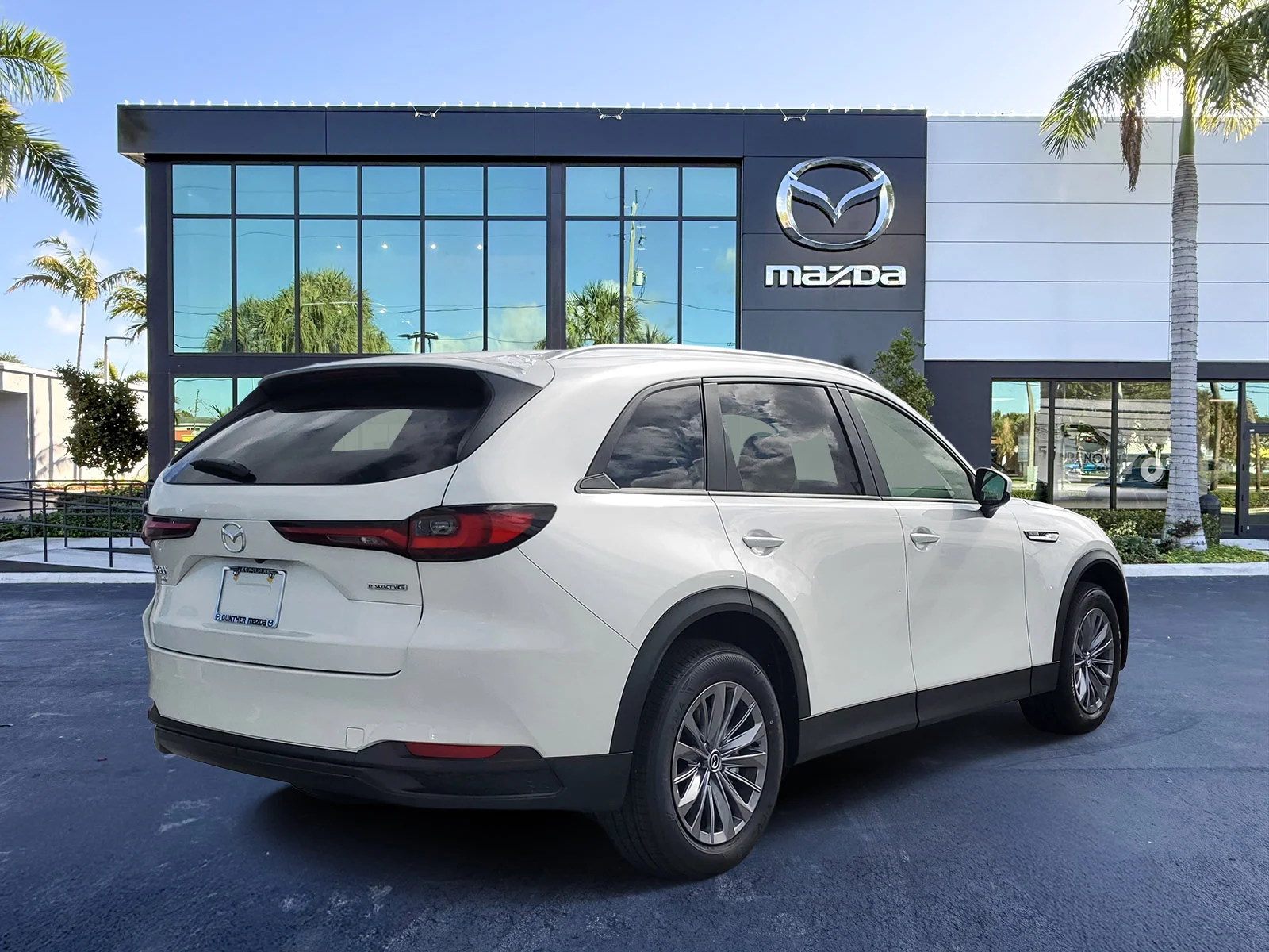 New 2026 Rhodium White Premium Mazda 3.3 Turbo Select AWD image 4
